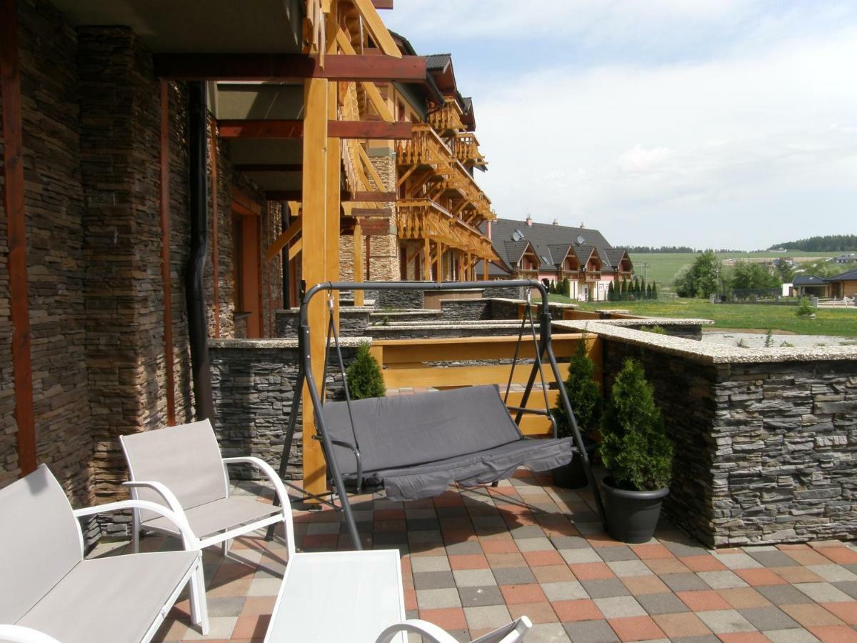 Апартаменти Terezia Tatry - Golf Велика Ломниця Екстер'єр фото